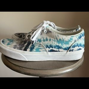 Vans Tie-dyed Blue Shoes.